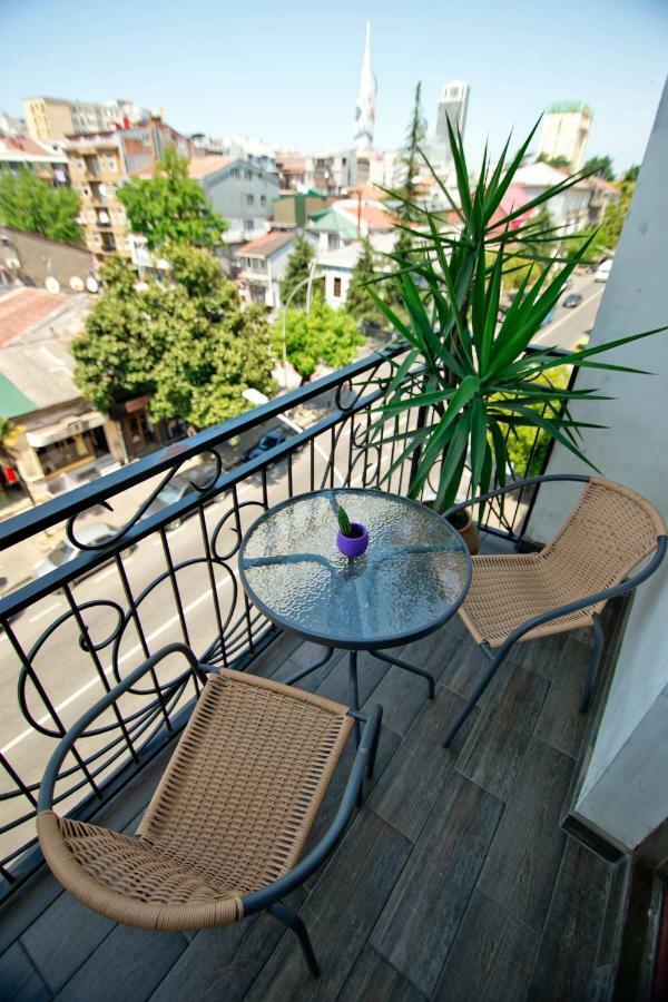 Apartment On Gorgiladze 25 Batumi Exterior foto